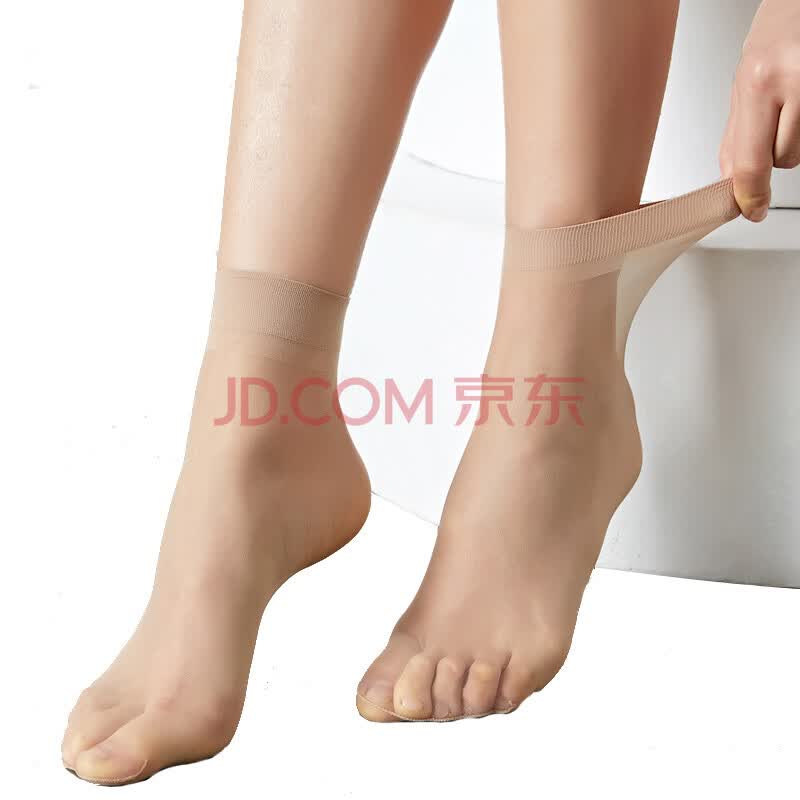 nozhki-v-prozrachnih-nosochkah-foto-golih-vostochnih-devushek