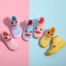 -El beb&eacute; de la parte inferior suave del beb&eacute; calza los zapatos 2018 el verano temprano respirable de la sala de clase de las muchachas de la primavera y del oto&ntilde;o zapatos antideslizantes del ni&ntilde;o del jard&iacute;n de la infancia on JD